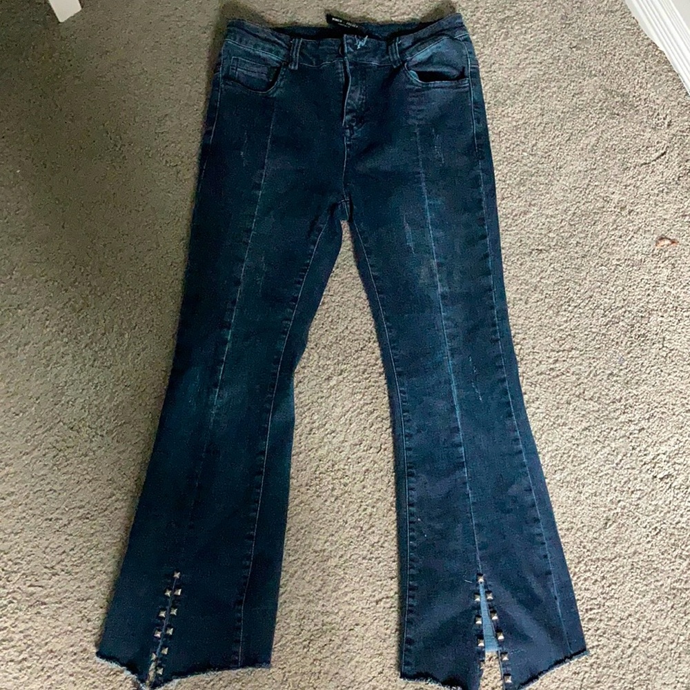 Cute Flare Jeans with Slit